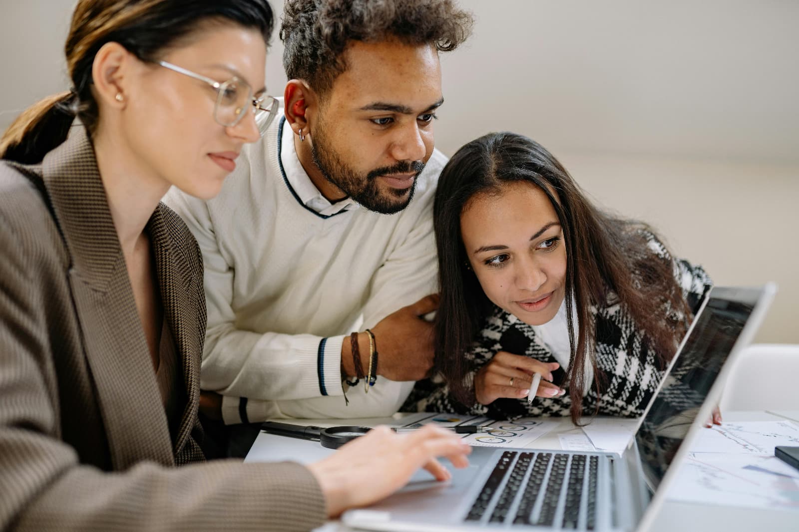 Job Portal Features You Must Know for Successful Job Hunting